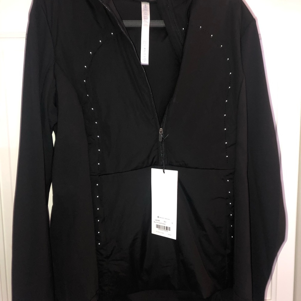 NWT Lululemon Run For Cold Pullover, Black Size 12